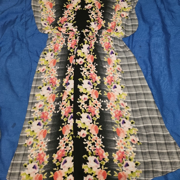 Small Candies floral and plad dress - Picture 2 of 4